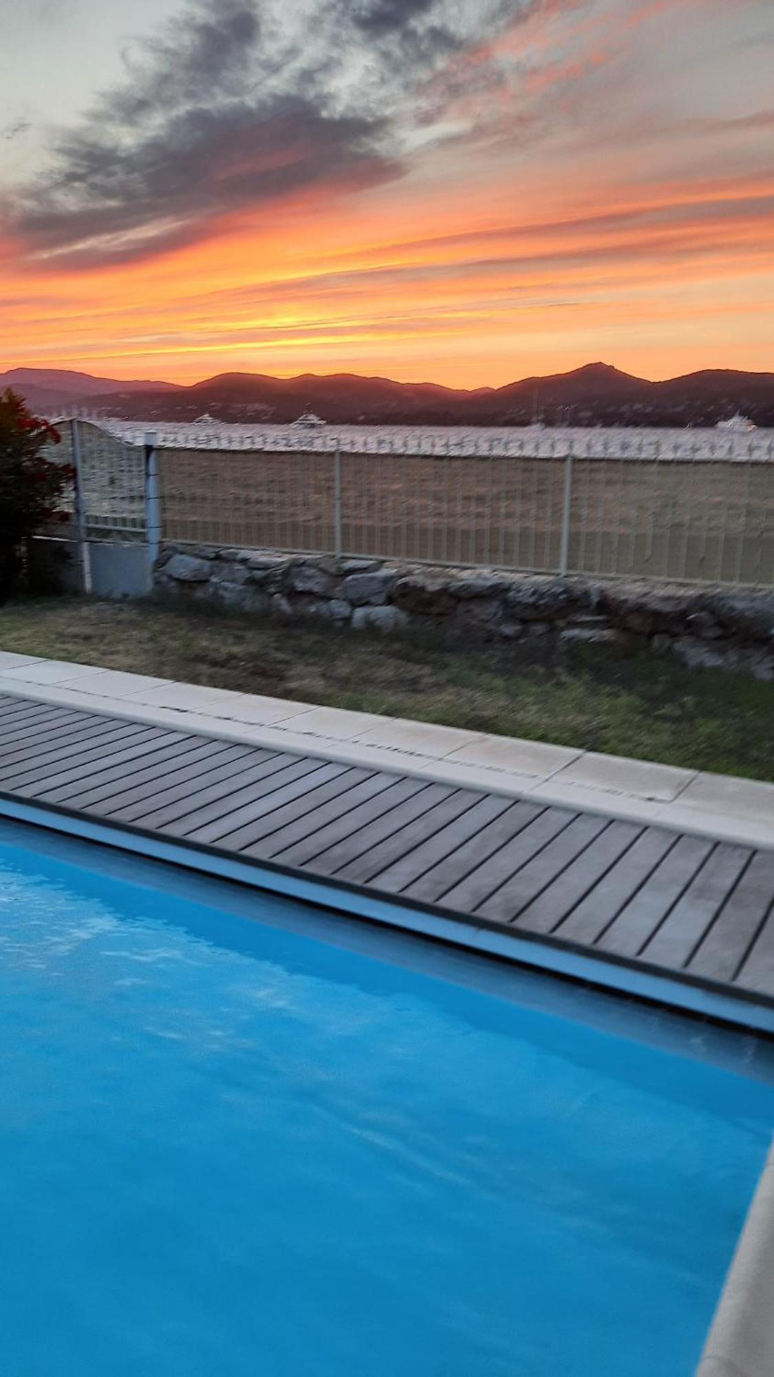 Villa Playa Del Sol - B1 Сен Тропе Екстериор снимка